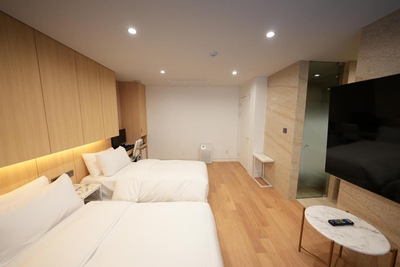 Amare Hotel Jongno Seoul Exterior photo