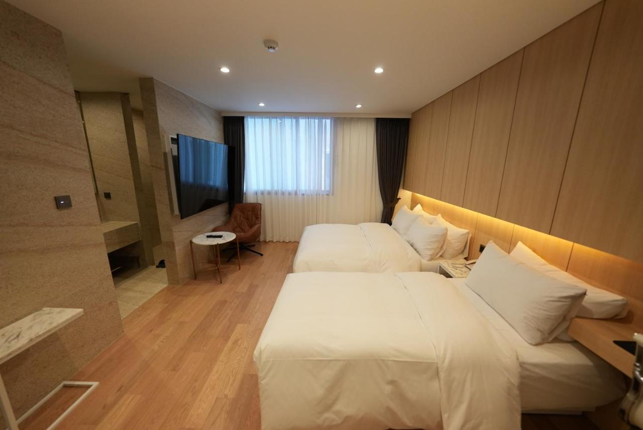 Amare Hotel Jongno Seoul Exterior photo