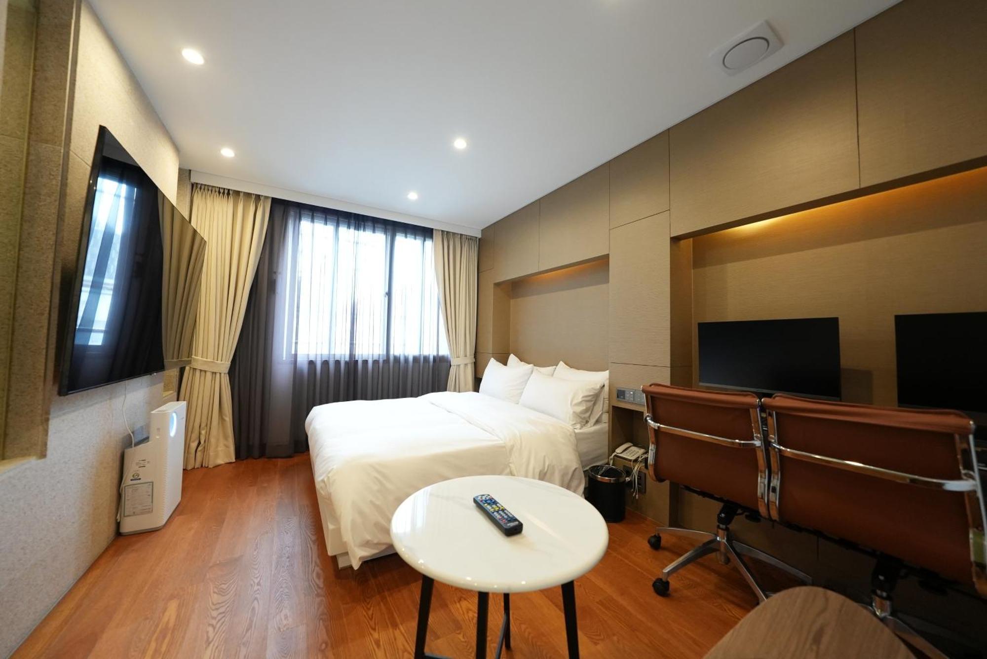 Amare Hotel Jongno Seoul Exterior photo