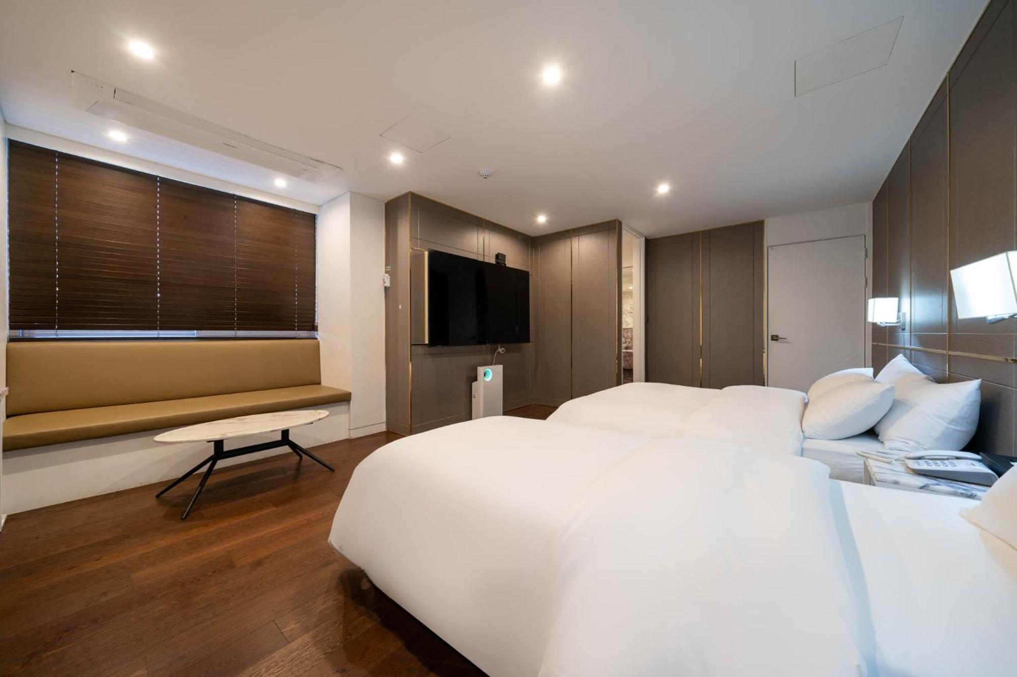 Amare Hotel Jongno Seoul Exterior photo